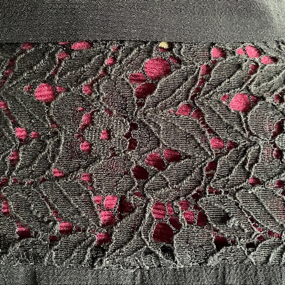 ZARA Basic Black Lace Style Blouse. Small. - Picture 6 of 7